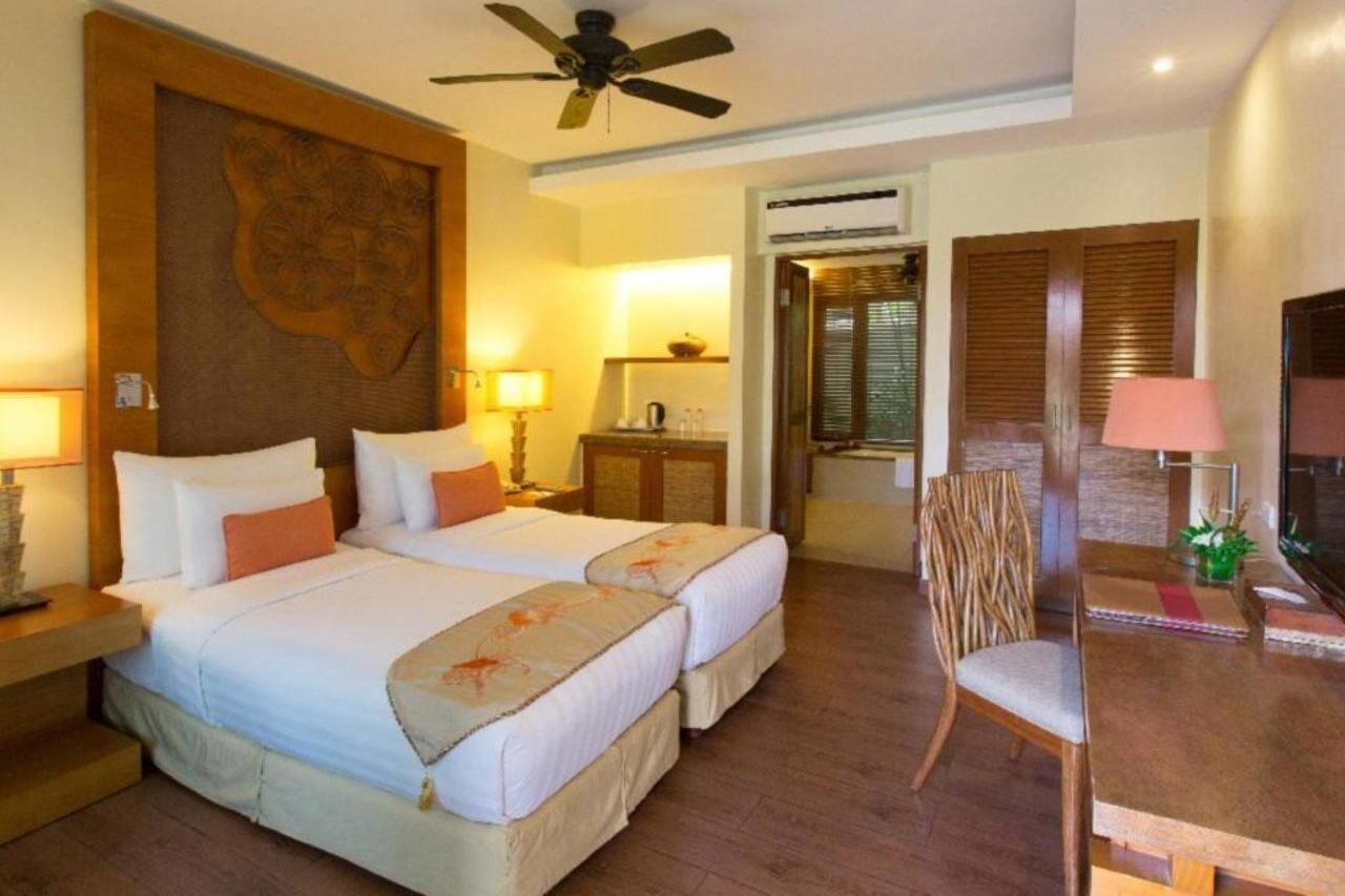 Crimson Resort And Spa - Mactan Island, Cebu Lapu-Lapu City Dış mekan fotoğraf