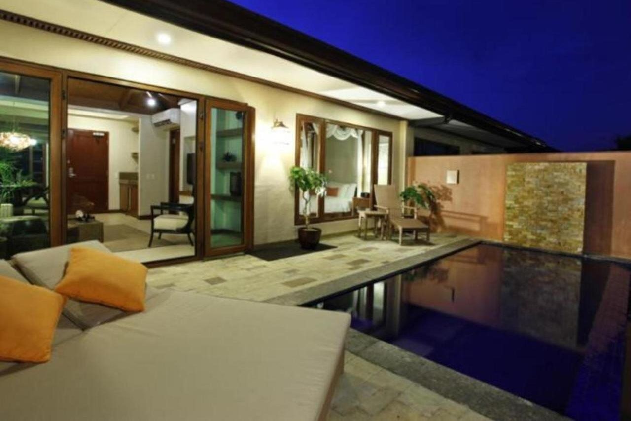 Crimson Resort And Spa - Mactan Island, Cebu Lapu-Lapu City Dış mekan fotoğraf