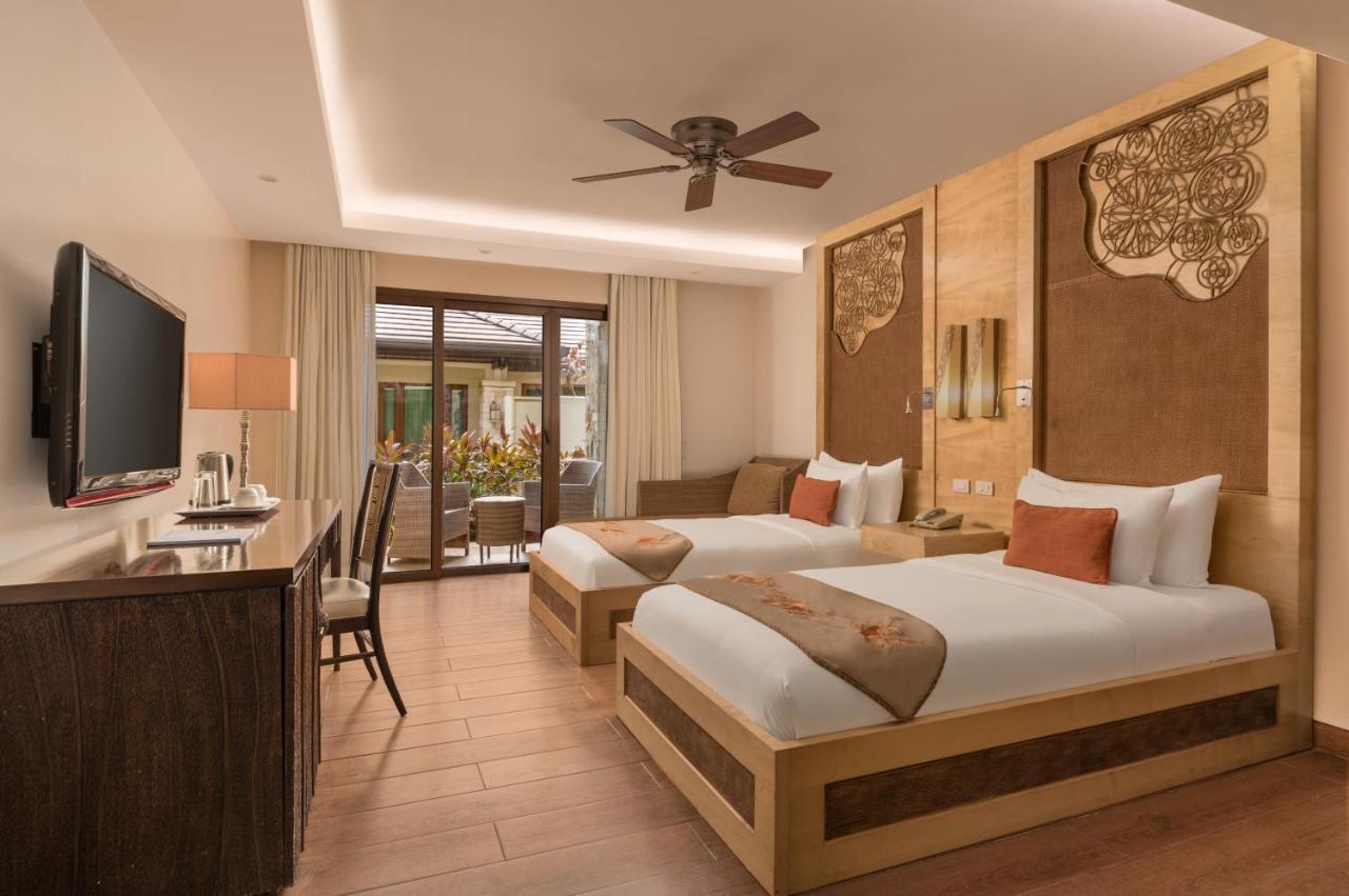 Crimson Resort And Spa - Mactan Island, Cebu Lapu-Lapu City Dış mekan fotoğraf