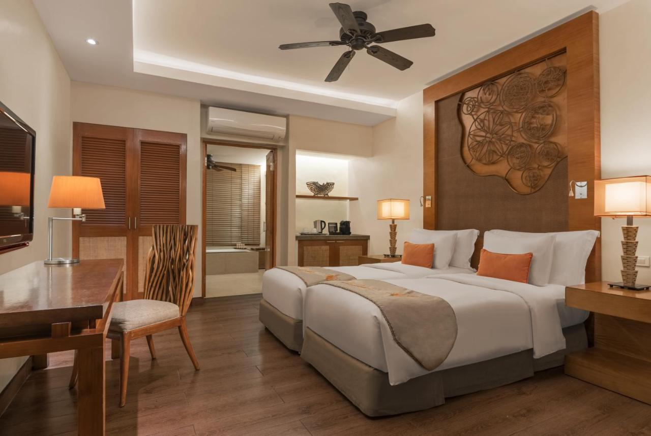 Crimson Resort And Spa - Mactan Island, Cebu Lapu-Lapu City Dış mekan fotoğraf